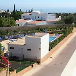 Ocean View Residences 假日公园