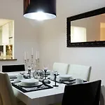 Ocean View Residences 假日公园