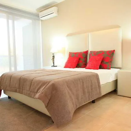 פארק נופש Ocean View Residences 4*
