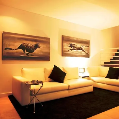 Ocean View Residences 4* אלבופיירה