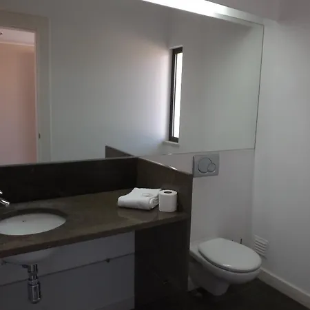 Ocean View Residences 4* אלבופיירה